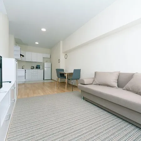 Flatrent Smarthouse Apartahotel 3*