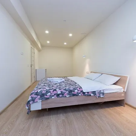 Flatrent Smarthouse 3*
